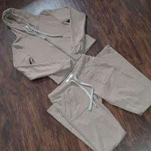 Rosio USA outfit size S jacket M pants